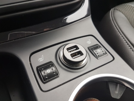 Автомобильное зарядное устройство ACD "ACD-C242-X1B"  24Вт, 2xUSB, 5В, 4.8А ,чёрный