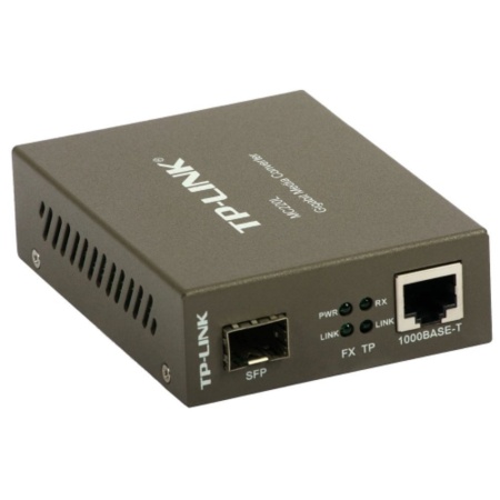 MC220L Медиаконвертер 10/100/1000 Мбит/с RJ45 - 1000 Мбит/с SFP-слот с поддержкой модулей MiniGBIC, переключающийся адаптер питания, возможность установки в шасси {40} (030476)